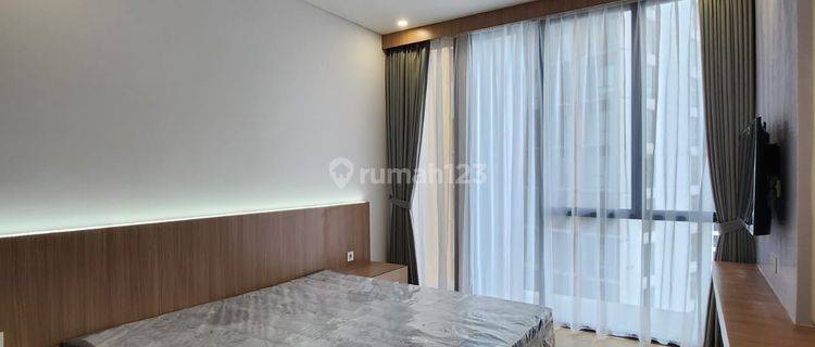 Izzara Apartement 2 BR Furnished Balcony Paling Murah 1
