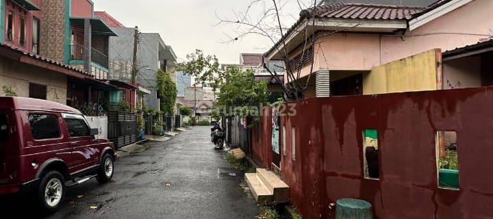 Rumah Hoek Luas  Murah Di Duta Bintaro 1