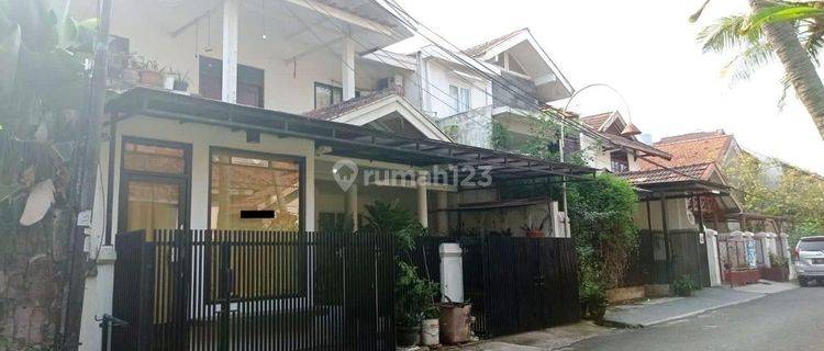 Rumah Luas Dengan Ruang Untuk Usaha Di Bintaro Sektor 1 1