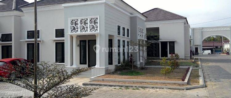 Disewakan Rumah Hook di Komp Sapphire Estate, Dekat Kampus Unsoed, Purwokerto  1