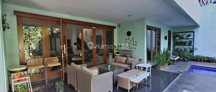 Rumah 2 Lantai Bagus Unfurnished Sertifikat Hak Milik Di Pejaten Raya, Jakarta Selatan 1