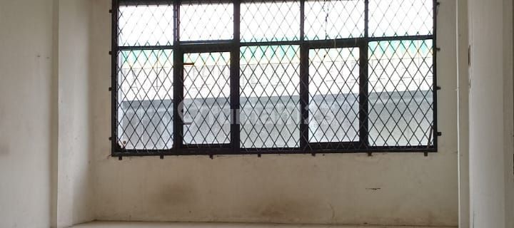 Nice Shop House 225 m2 SHM Kebayoran Lama, South Jakarta 1