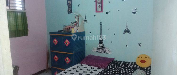 Rumah Bagus Semi Furnished Sertifikat Hak Milik di Gang Saumin, Jakarta Selatan 1