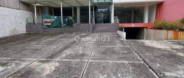 disewakan gedung di hayam wuruk 1