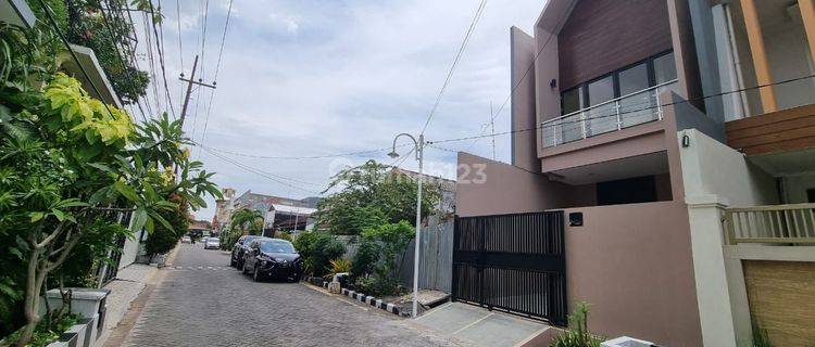 Dijual Rumah Scandinavian Cantik Luar Dalam @ Mulyosari Surabaya Timur 1