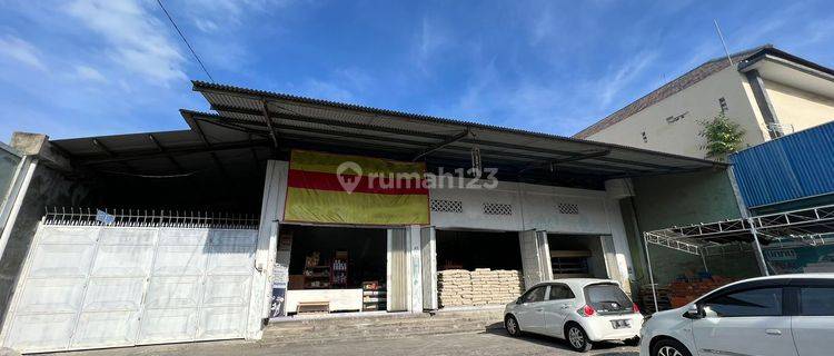 Jual Gudang Dan Rumah Letak Dibelakang SHM 20m Nego di Kerobokan 1