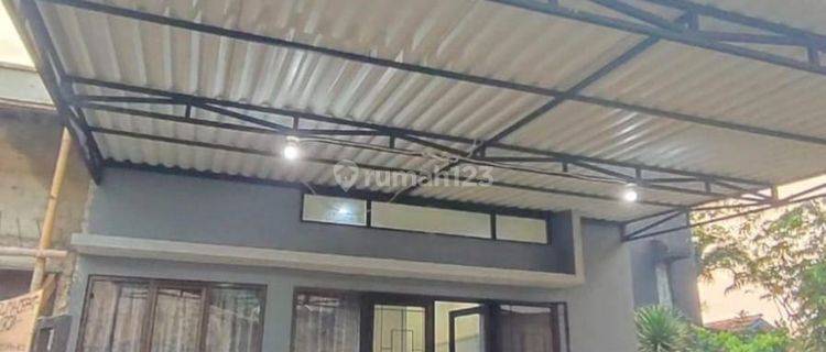 di Jual Rumah 2 Lantai Kota Depok SHM  1