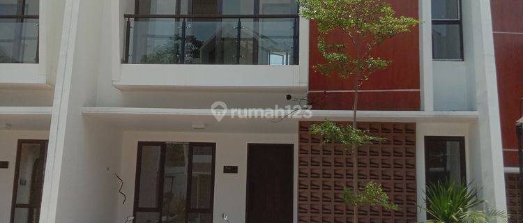 Rumah primery 2 lantai  di jl. bukit Cinere raya 1