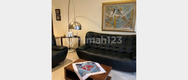 Rumah Sewa 2 Lantai Kondisi Bagus Dan  Siap Huni di Pondok Indah 1