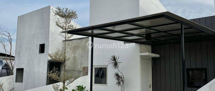 Rumah Minimalis Kontemporer buduran 1