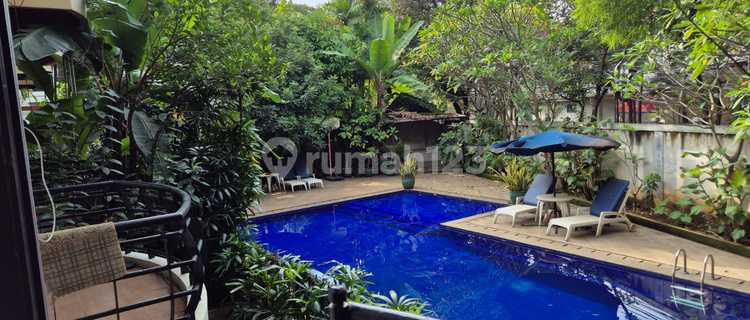 For Sale Townhouse Fully Furnished With Pool in Kemang 1