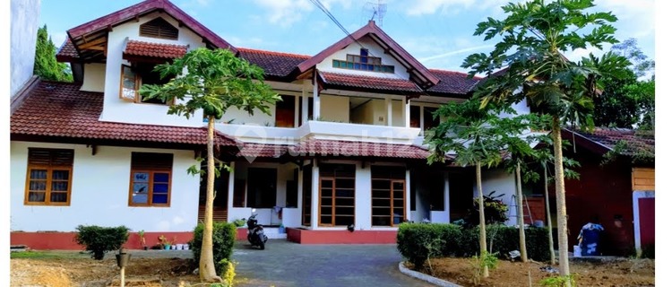 Two-Story Boarding House Near UKSW Campus. 1