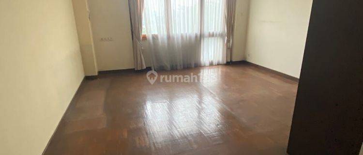 APARTEMEN PARK ROYALE (SH) 1