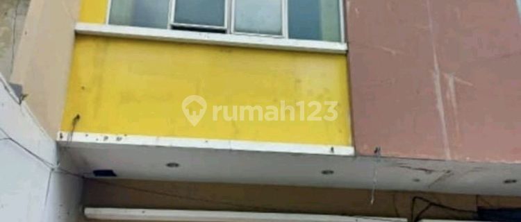 Fast July! 3-Storey Sky Blue Ruko in a Strategic Location 1