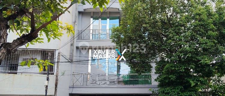 For Rent: Large Tiled Shop House, Suitable for Commercial Business Office. 1