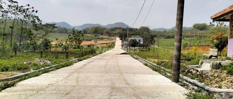 Tanah kavling Siap bangun di Area perkotaan Dekat dari Jakarta  1