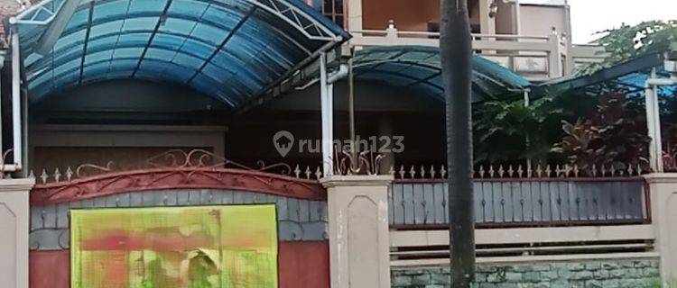 Rumah Besar di Lokasi Strategis Dekat Trans Studio Mall 1