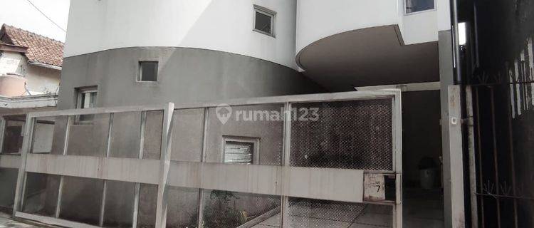 Dijual Rumah 2 Lantai Full Furnished di Kopo Sayati, Bandung 1