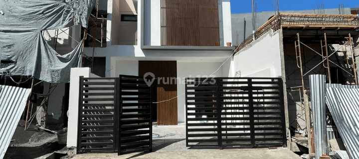 Dijual Rumah Minimalis Sutorejo Timur Dekat Pakuwon City 1