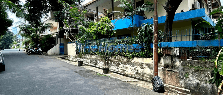 Rumah Hitung Tanah  Akses Jalan Lebar Lokasi Strategis SCBD 1