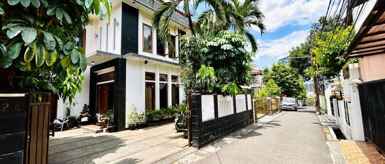 Rumah Dijual Di Senopati Area Dekat Scbd Dan Gatsu Harga 8,9 M  1