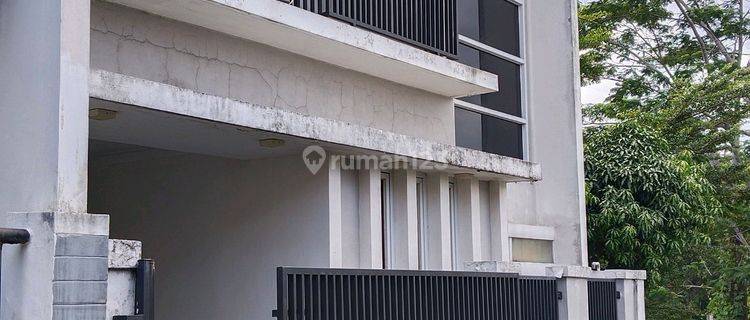 Rumah Baru Di Pasteur Dekat Apartemen Gateway 1