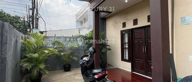 Rumah Murah Pinggir Jalan Besar Untuk Usaha Dekat Bintaro NY15385 1