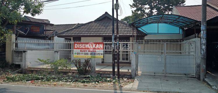 Disewa Rumah Pinggir Jalan...cocok Usaha Travel Kantor, Dekat Stasiun Rawa Buntu di Griya Loka Bsd 1