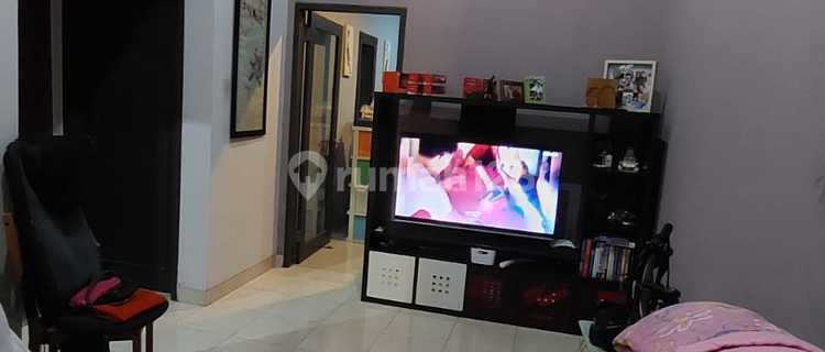 Ready-to-Use House in Graha Raya Bintaro 1