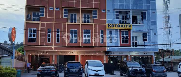 3-Story Shop House Plus Rooftop in Tarakan, North Kalimantan 1