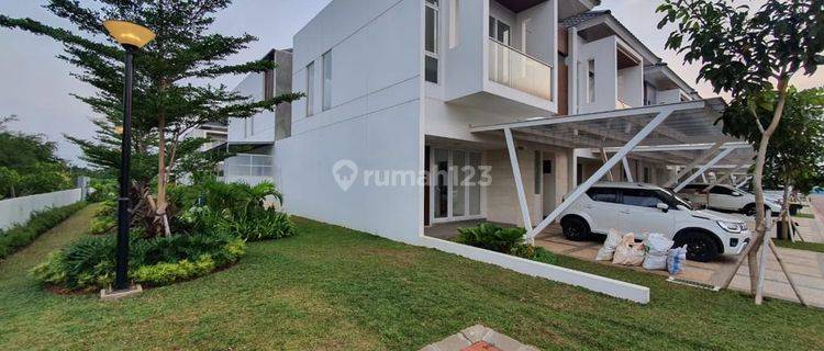 Dijual Rumah Riviera Meatland  Bagus Siap Huni Akses Strategis 1