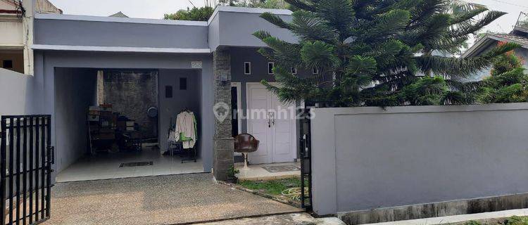 Di jual cepat rumah bagus pingir jalan bebas banjir. 1