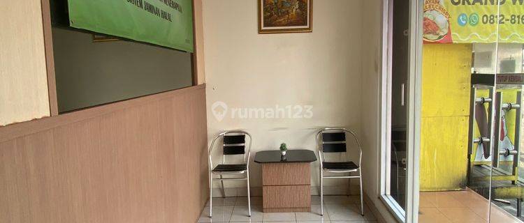 Ruko 2 Lantai Semi Furnished di Grand Wisata  1