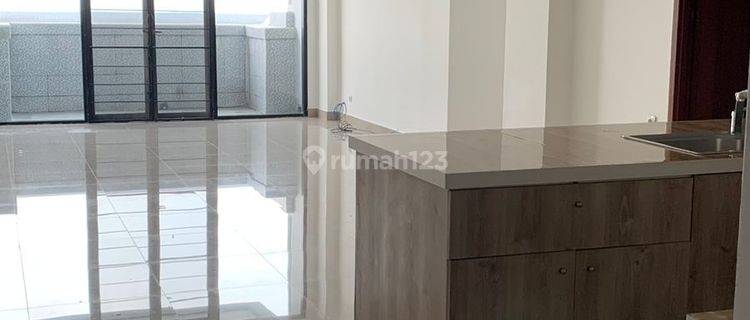 Disewakan Apartemen Apartemen 4 BR Siap Huni Karawaci 1