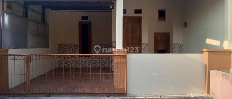 Rumah Kontrakan Bagus Unfurnished di Taman Harapan Baru, Bekasi b0953  1