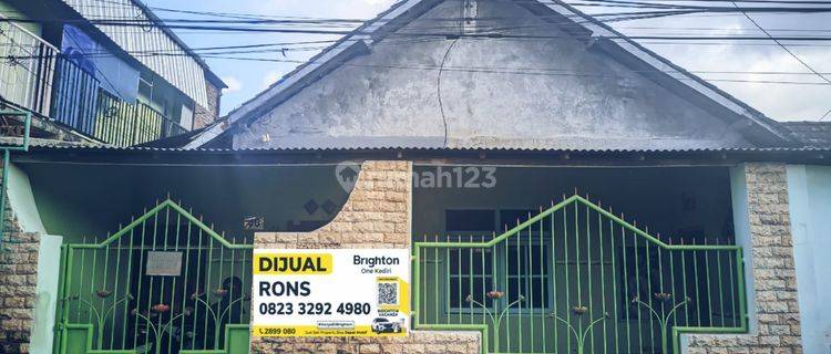 Jual Rumah Tengah Kota di Tirtoudan Raya, Kediri 1