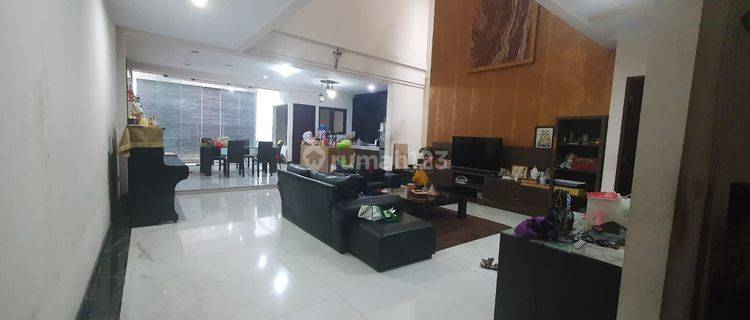 Dijual Rumah di Manyar Pantai Indah Kapuk Jakarta Utara Furnished 1