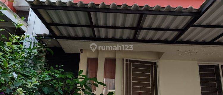 Rumah di Cluster Topaz Pondok Hijau Golf Summarecon Serpong Tangerang 2 Lantai  1