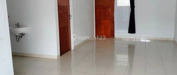 Rumah Kontrakan Bagus Unfurnished SHM di Antapani, Bandung 1