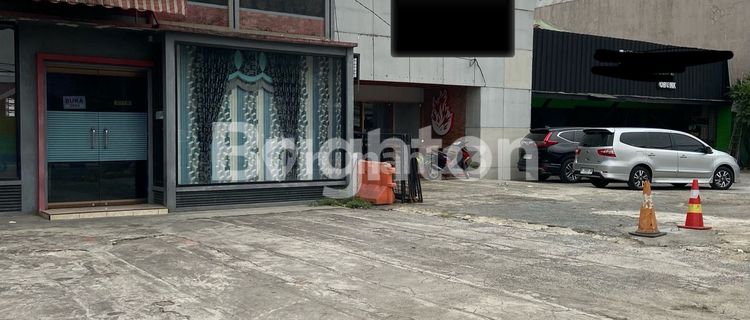Turun Harga....Rumah dan tanah luas cocok untuk usaha, dekat pintu tol Jatiwaringin, Jakarta Timur 1
