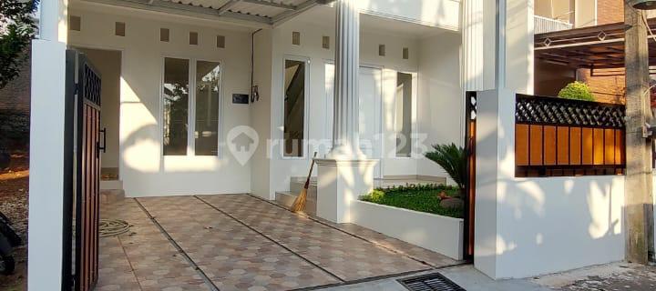 Nice New House in a Cool and Green Location 1