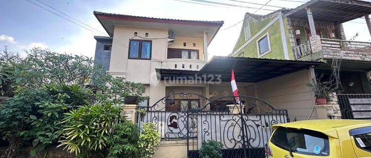 SHM. Rumah Dijual 2 Lantai, 5 Menit ke Pantai Balangan.  1