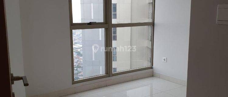 Dijual Apartemen Taman Anggrek Residence Semi Furnished 2 BR  1