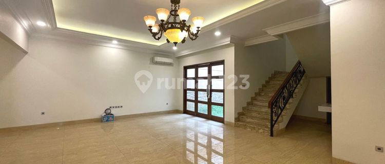 New Neo Classic House For Quick Sale, Strategic House For Cheap Sale, Location Haji Nawi Gandaria South Jakarta 1