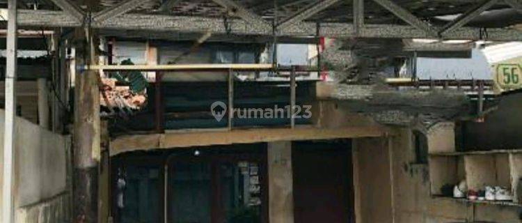 Dijual Rumah Hitung Tanah (non Furnish) Di Jl.sambas Kebayoran Baru Jakarta Selatan.hgb2 Lantai Luas Tanah :6o M2luas Bangunan :60 M2berapa Kamar & Kamar Mandi :3 & 2parkiran & Carport :0& 2 Motorbentuk Tanah Di Sertifikat :persegiharga : 3 1