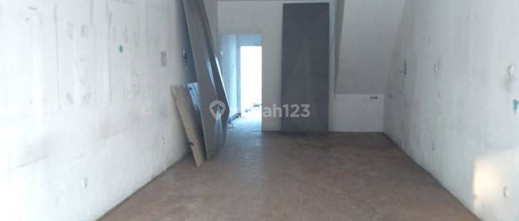 Di Jual Sangat Murah Via Lelang Ruko Gandeng Di Veteran Rayaruko 1 : Lt.350, Lb.476 3 Lantaiharga : 5.9 M 1