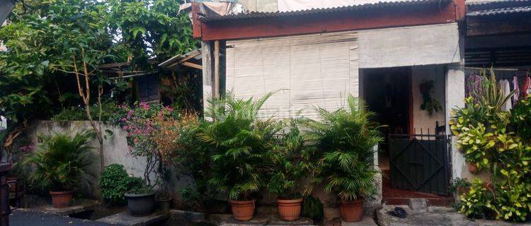 Di Jual Rumah Di Jl. Komplek Dpr Ri Kel Kelapa Dua - Kec Kebon Jeruk. Jakarta Barat.shmluas Tanah Nya 168 M2luas Bangunan 63 M2lantai 25 Kamar Tidur2 Kamar Mandi1 Kamar Mandi Kecilhookarea Rumah Didalam Komplek Dpr Bebas Banjirstrategis100  1