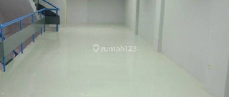 Ruko 3,5 Lantai di Meruya Ilir Jakarta Barat Lokasi Strategis  1