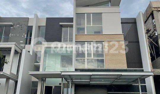 Rumah Bagus Cluster Mozart View Golf Dan Lift Best Price 1