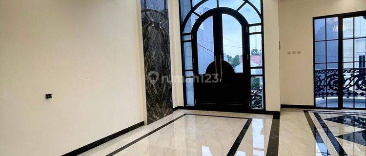 Rumah 3 Lantai di Jagakarsa Bagus Dan Brand New Jakarta Selatan 1